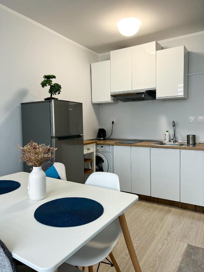 Przytulna Kawalerka Apartment Warsaw Exterior photo